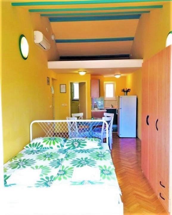 Apartments Nautilus Pula Exterior foto
